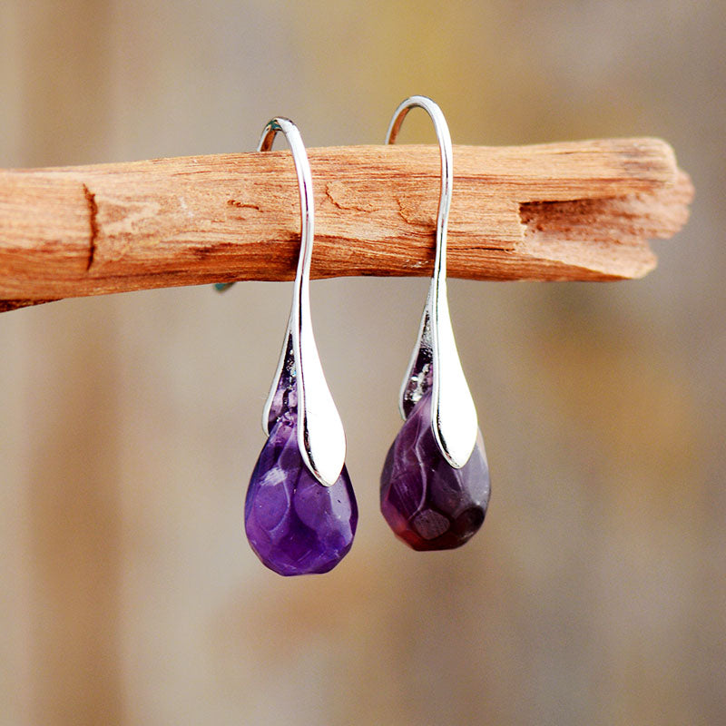 Handgefertigte klassische Amethyst-Ohrringe - Naturkristalle