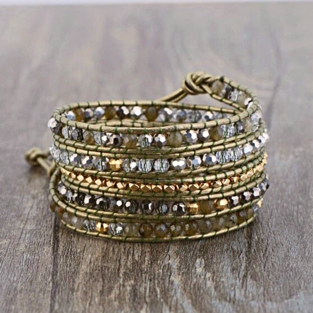Borealis Perlenarmband aus Leder 5 Wickelarmband