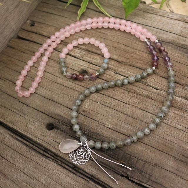 Rosenquarz und Labradorit Mala-Halskette
