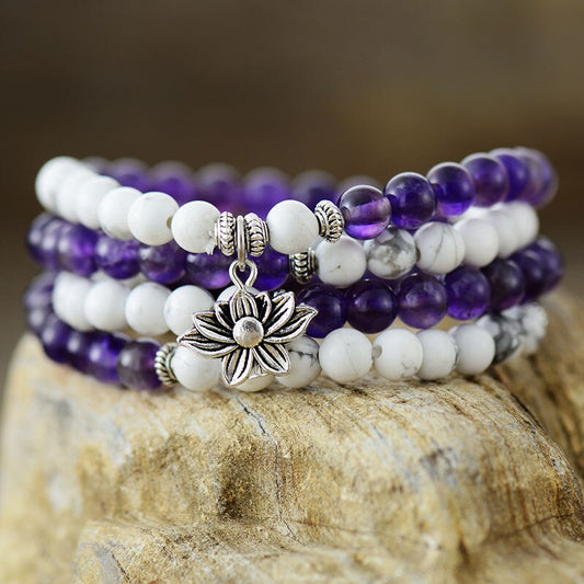 Handgefertigtes Amethyst und Howlite 108 Perlenarmband mit 6MM Perlen